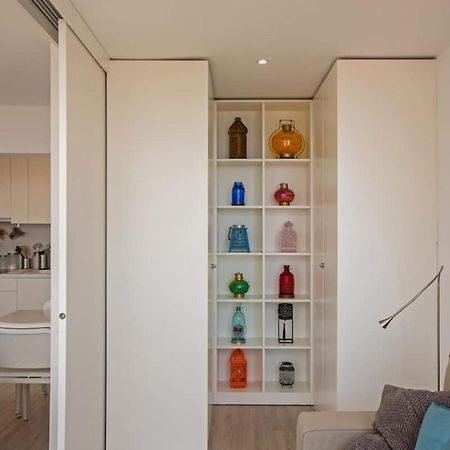 Magnificent 1 Bedroom Apartment With Views Over The Ocean Costa de Caparica Exteriör bild
