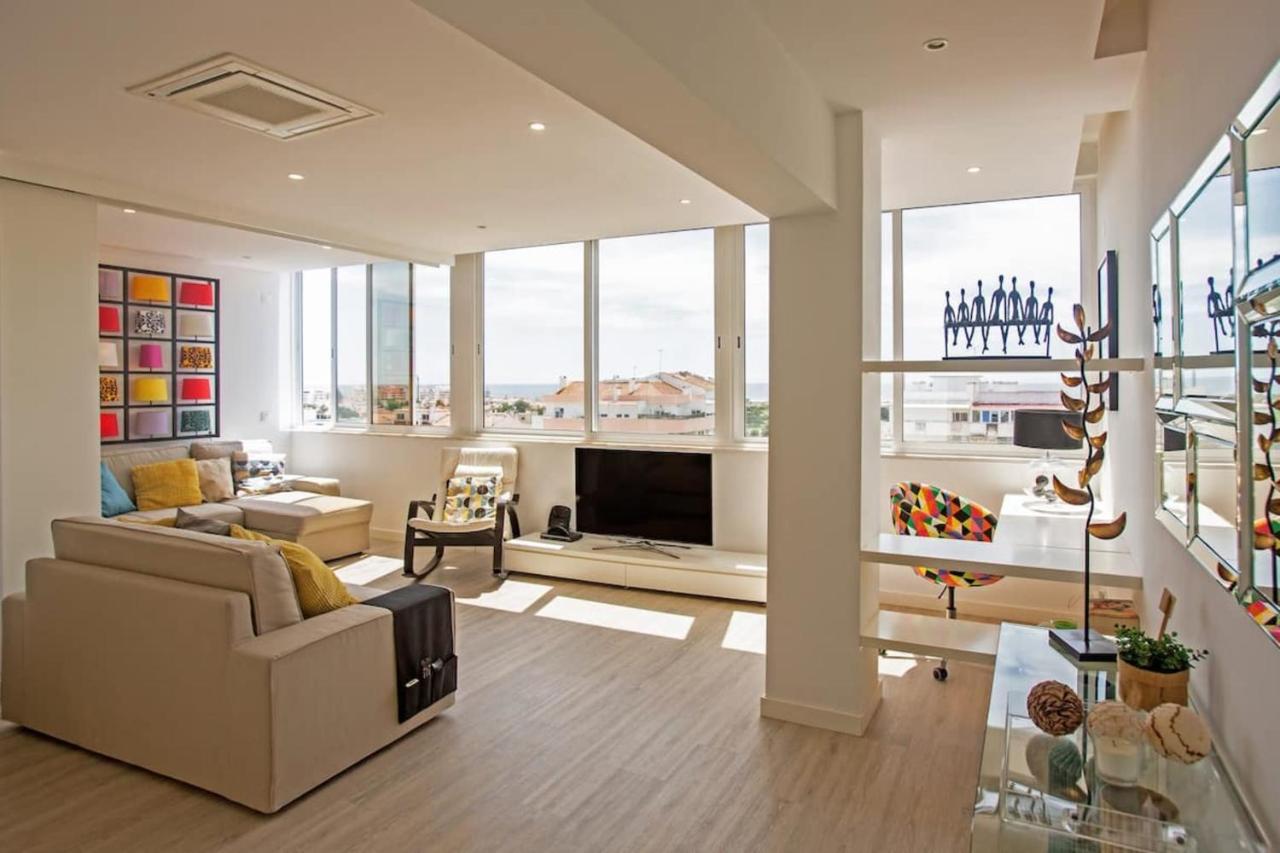 Magnificent 1 Bedroom Apartment With Views Over The Ocean Costa de Caparica Exteriör bild